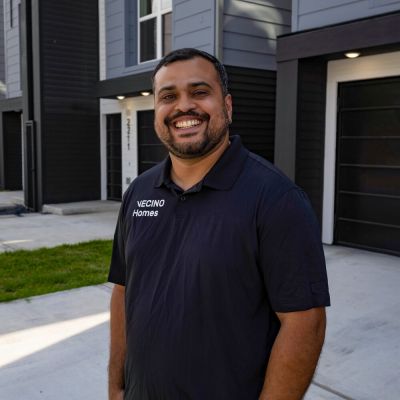 Alejandro, Project Manager of Vecino Homes